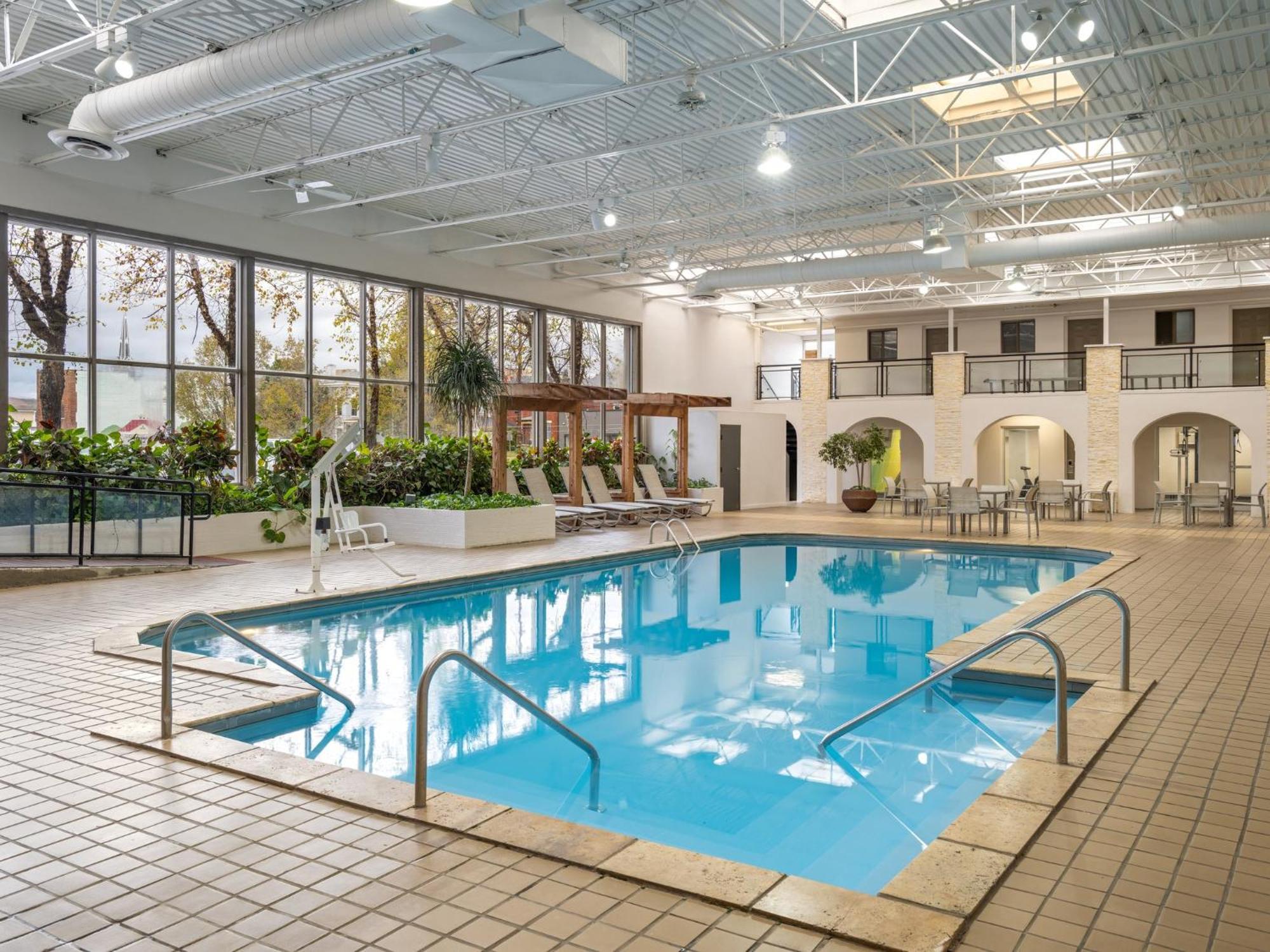 Holiday Inn Portsmouth Downtown By Ihg ภายนอก รูปภาพ
